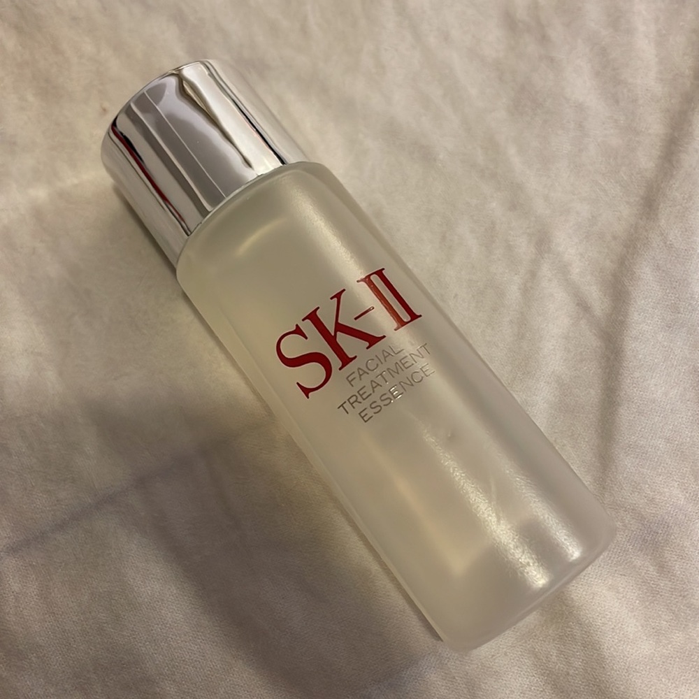 Skii facial treatment essence